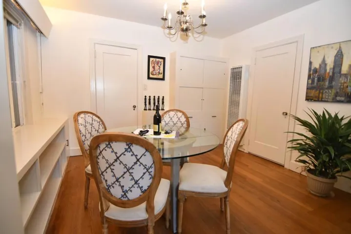 2254 Dartmouth Street, Palo Alto, California 94306