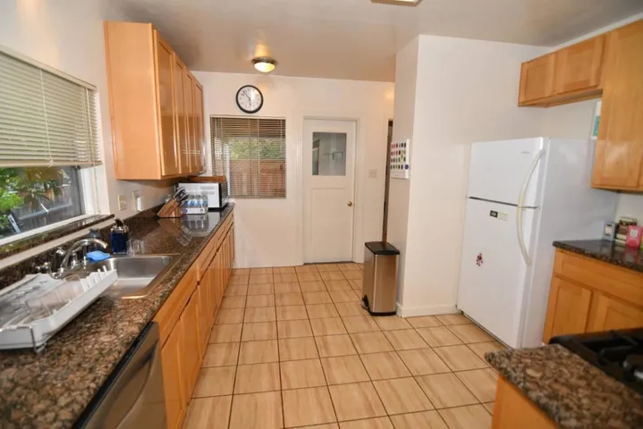 2254 Dartmouth Street, Palo Alto, California 94306