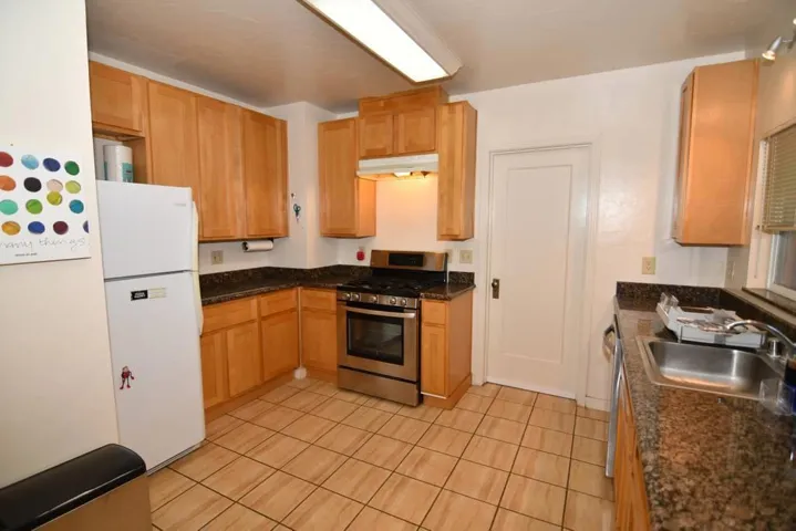 2254 Dartmouth Street, Palo Alto, California 94306