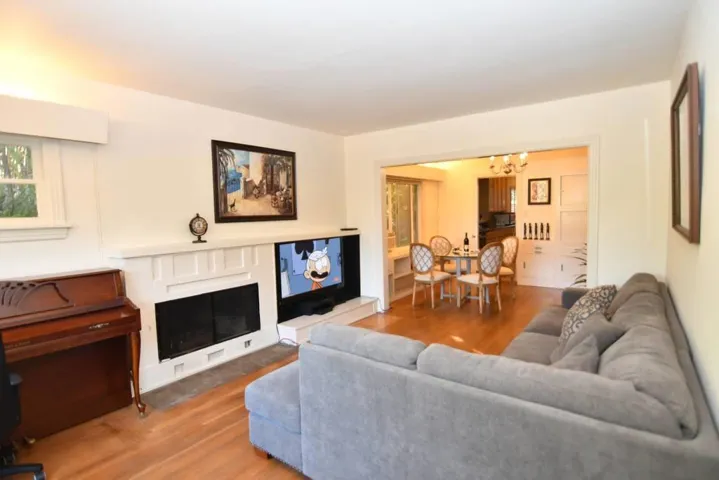 2254 Dartmouth Street, Palo Alto, California 94306