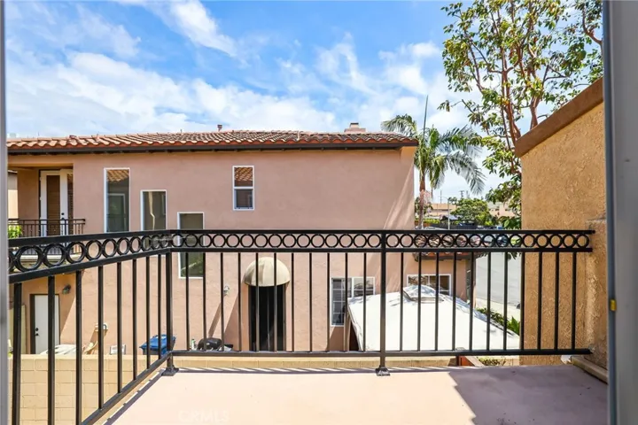 18868 Milos Circle, Huntington Beach, California 92648