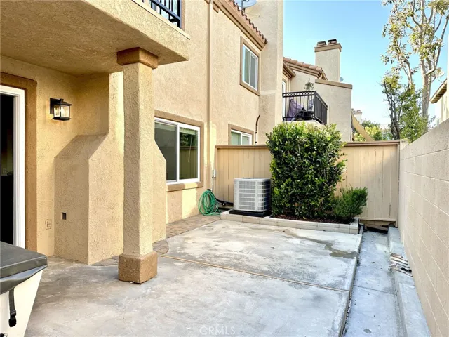 18868 Milos Circle, Huntington Beach, California 92648