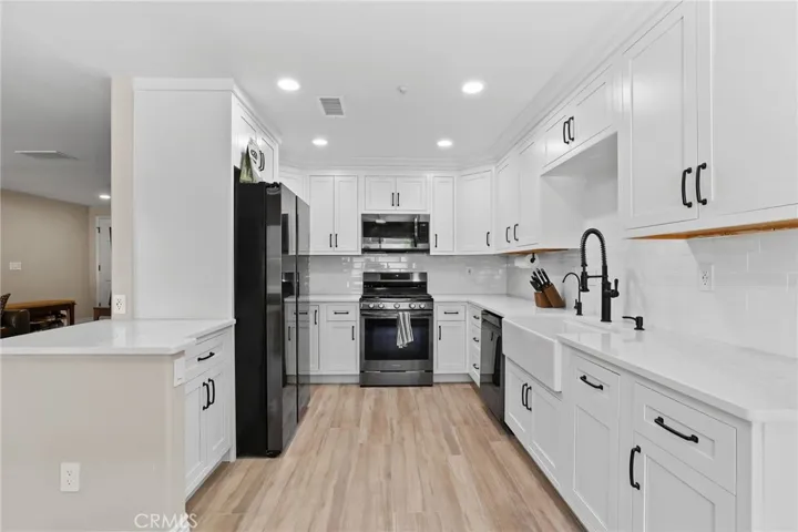18868 Milos Circle, Huntington Beach, California 92648