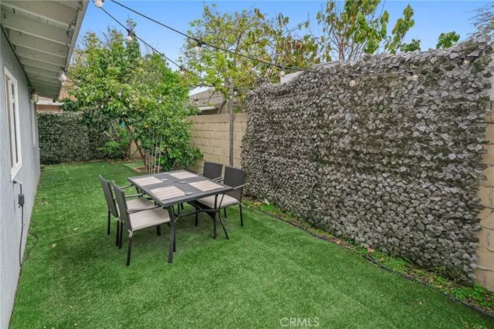 5330 Rose Avenue, Long Beach, California 90805