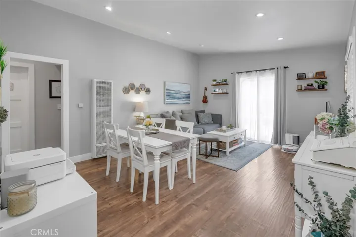 5330 Rose Avenue, Long Beach, California 90805