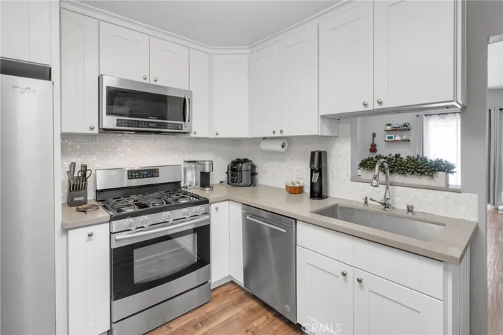 5330 Rose Avenue, Long Beach, California 90805