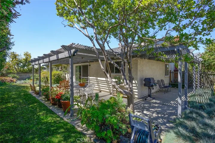 Rear and wraparound side patio