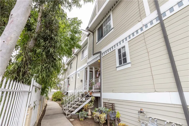 13750 Hubbard Street 80, Sylmar, California 91342