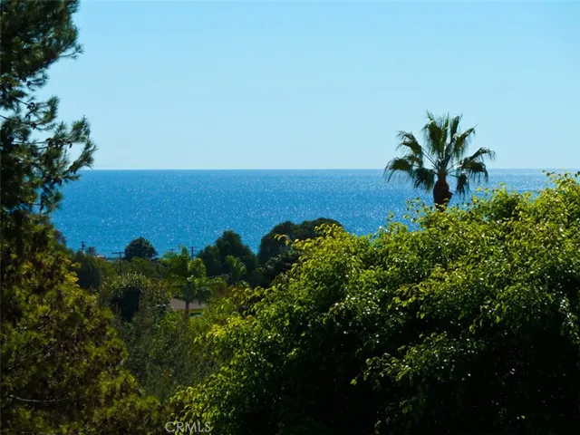 670 Virginia Park Drive, Laguna Beach, California 92651