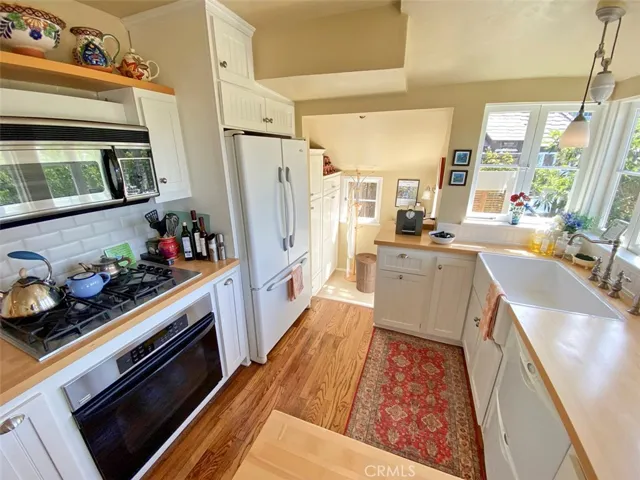 670 Virginia Park Drive, Laguna Beach, California 92651