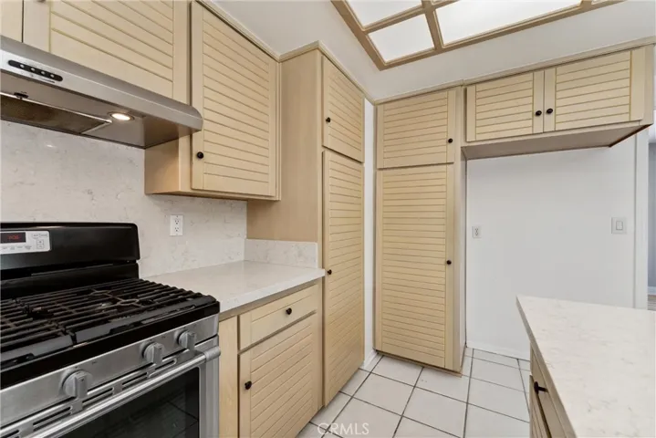 947 N Capistrano Place, Orange, California 92869