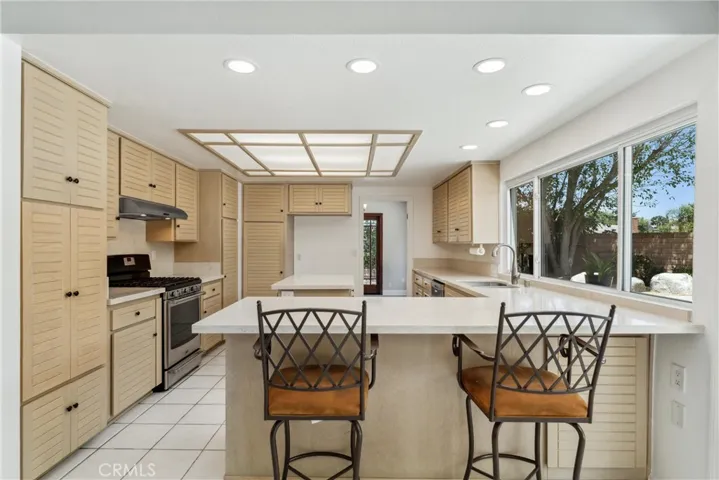 947 N Capistrano Place, Orange, California 92869