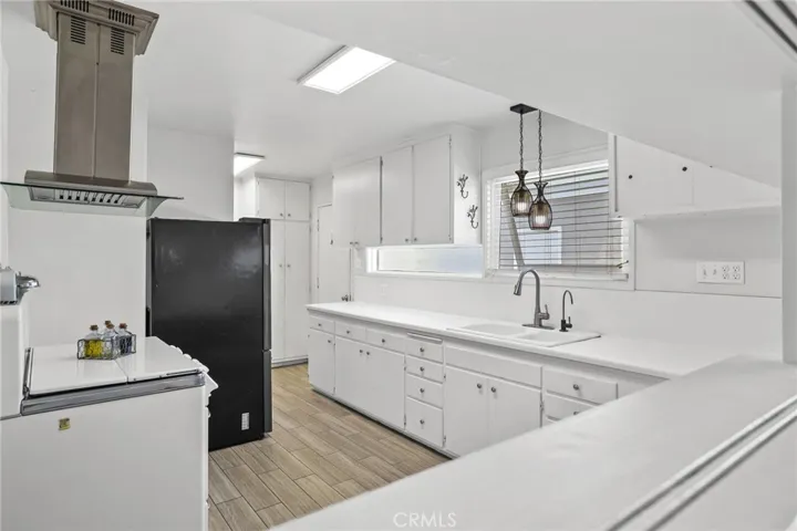 9925 Rutland Avenue, Whittier, California 90605