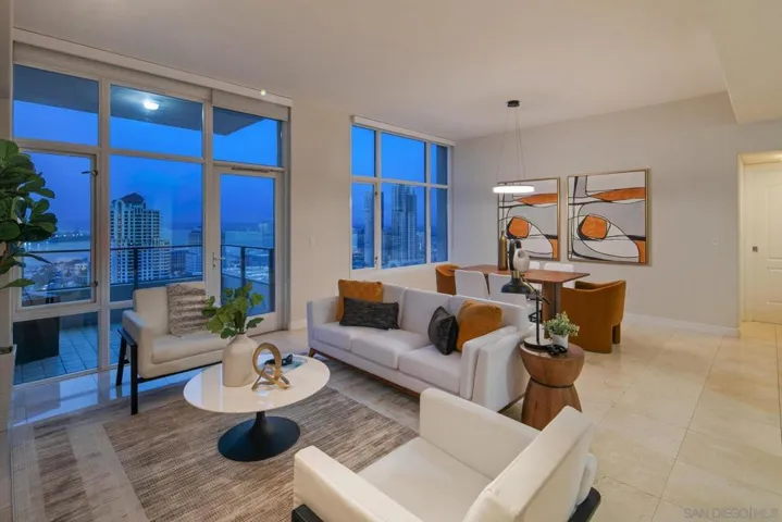 550 Front St. 2304, San Diego, California 92101