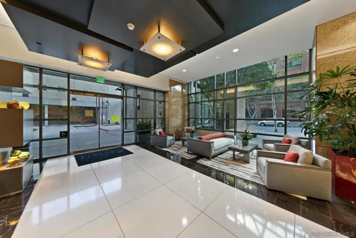 550 Front St. 2304, San Diego, California 92101