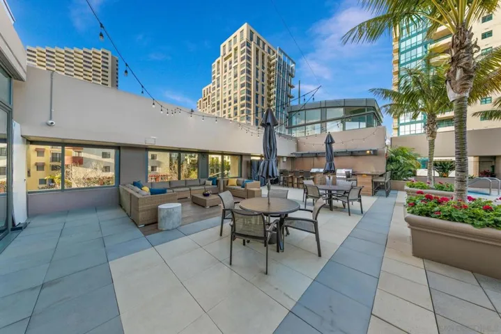550 Front St. 2304, San Diego, California 92101