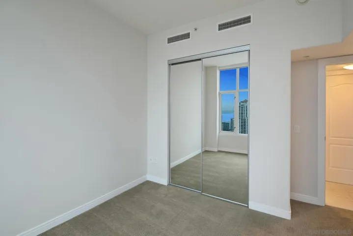 550 Front St. 2304, San Diego, California 92101