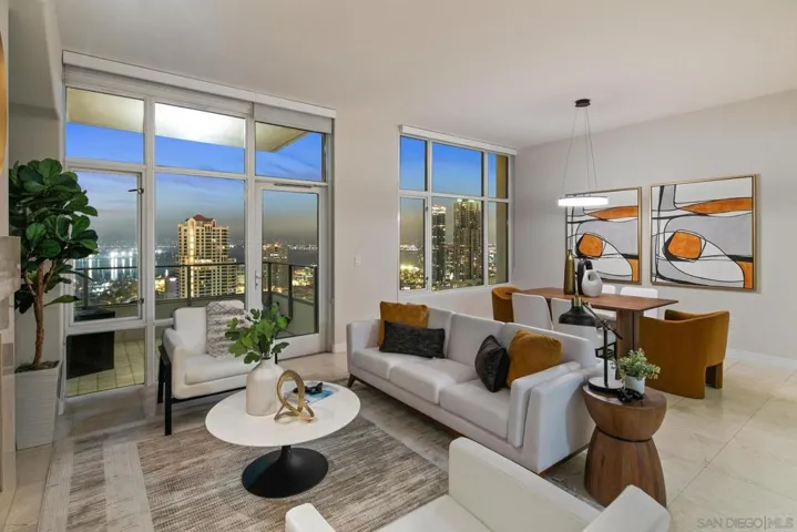 550 Front St. 2304, San Diego, California 92101