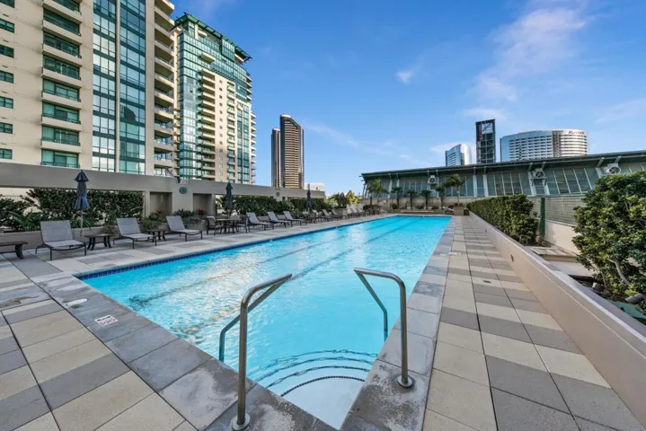 550 Front St. 2304, San Diego, California 92101