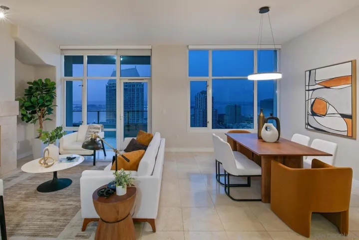 550 Front St. 2304, San Diego, California 92101