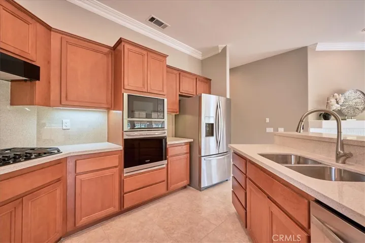 1663 Candlewood Drive, Upland, California 91784