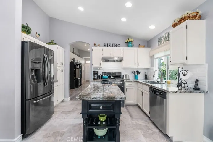 43179 Camino Casillas, Temecula, California 92592