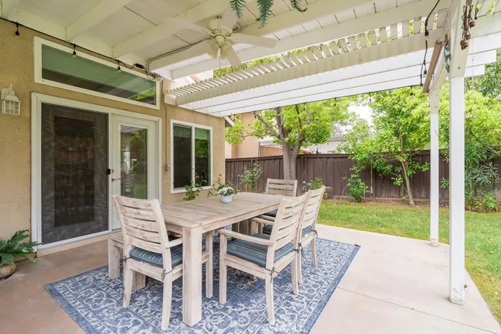 43179 Camino Casillas, Temecula, California 92592