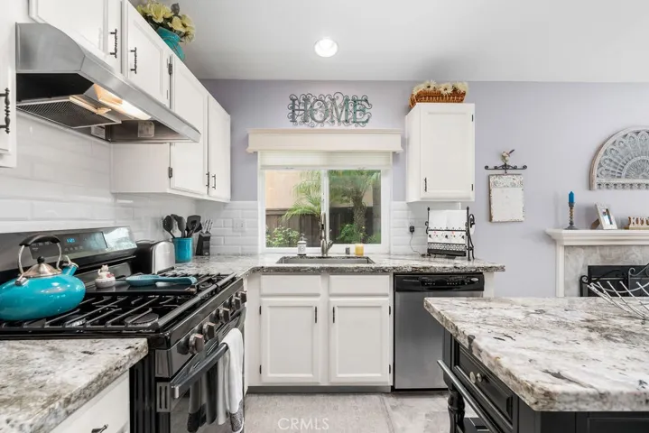 43179 Camino Casillas, Temecula, California 92592