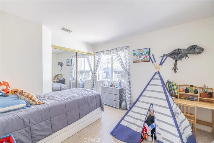 37039 Zinnia Street, Palmdale, California 93550