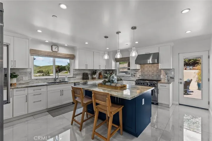 5543 Kailas St., Ventura, California 93003