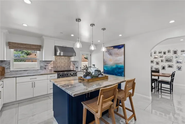 5543 Kailas St., Ventura, California 93003