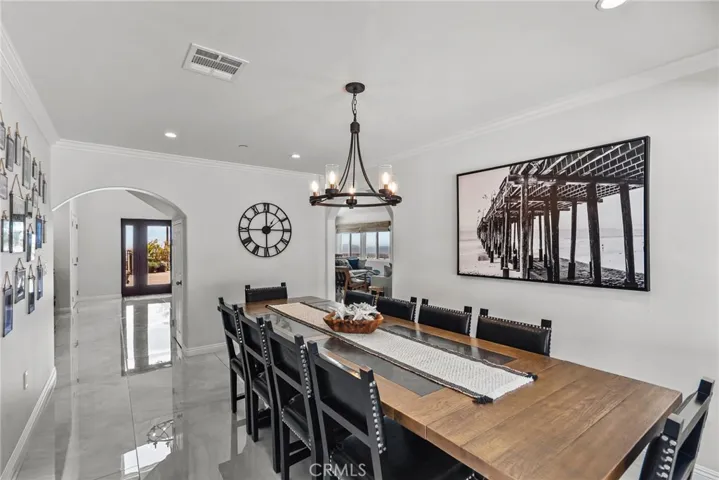 5543 Kailas St., Ventura, California 93003