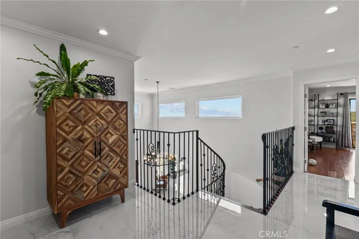 5543 Kailas St., Ventura, California 93003