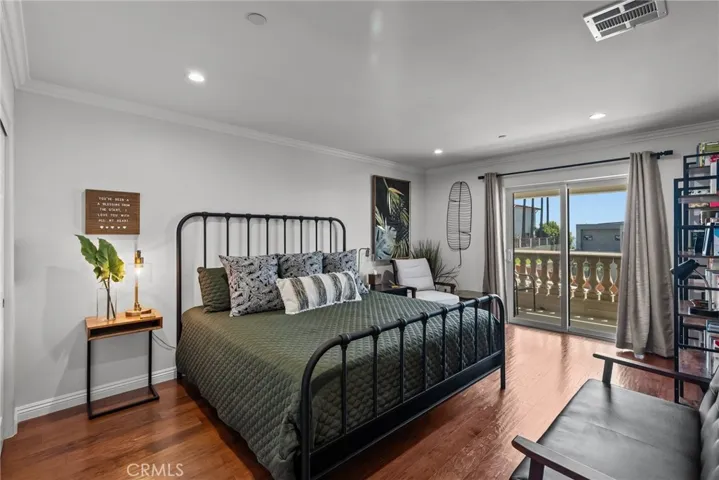 5543 Kailas St., Ventura, California 93003