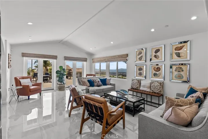 5543 Kailas St., Ventura, California 93003