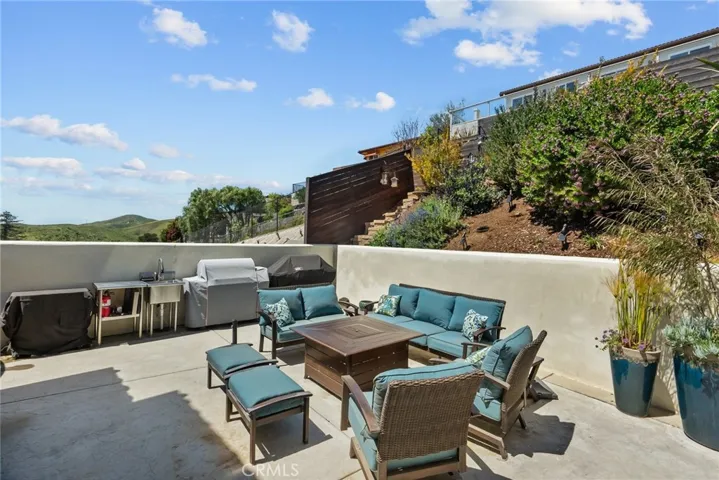 5543 Kailas St., Ventura, California 93003