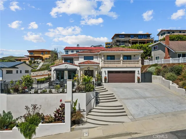 5543 Kailas St., Ventura, California 93003