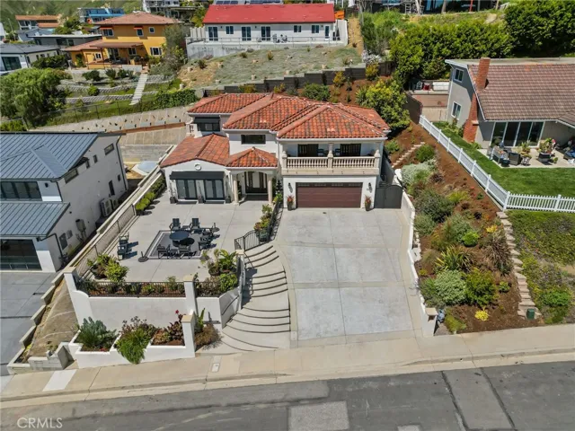 5543 Kailas St., Ventura, California 93003