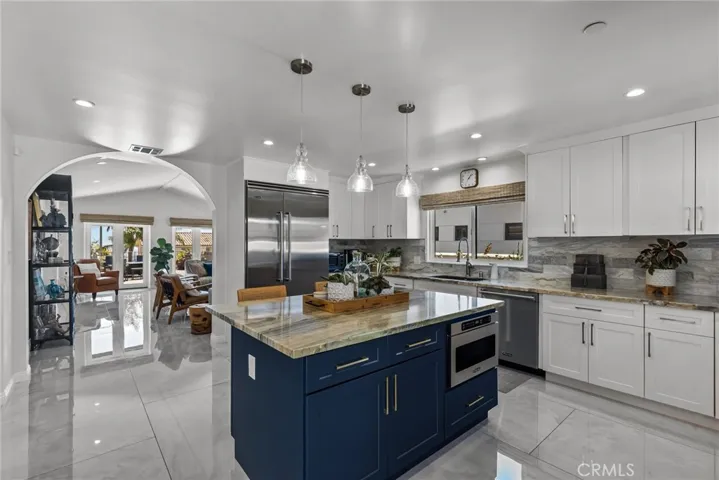 5543 Kailas St., Ventura, California 93003