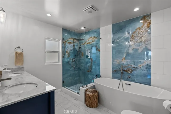 5543 Kailas St., Ventura, California 93003