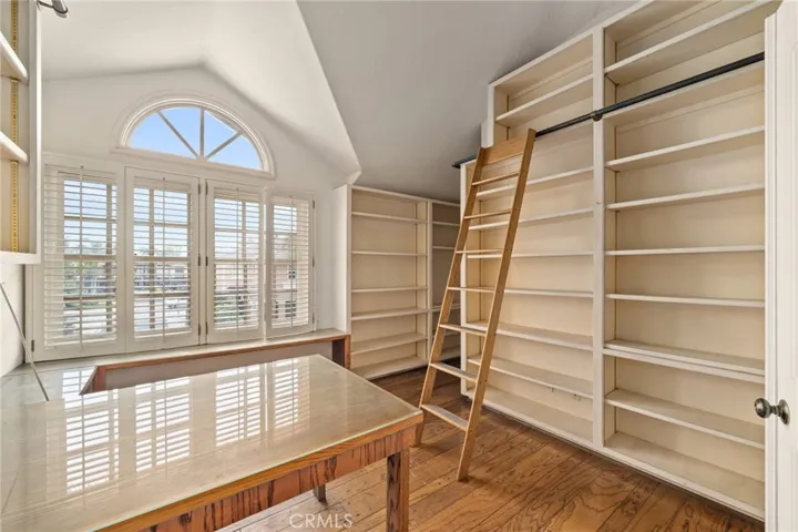 6208 Tobruk Court, Long Beach, California 90803