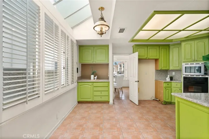 6208 Tobruk Court, Long Beach, California 90803