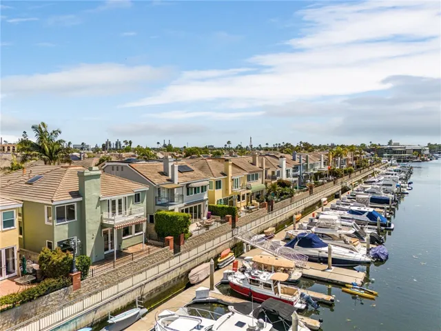 6208 Tobruk Court, Long Beach, California 90803