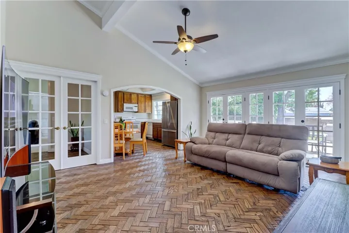 2038 N Redding Way, Upland, California 91784