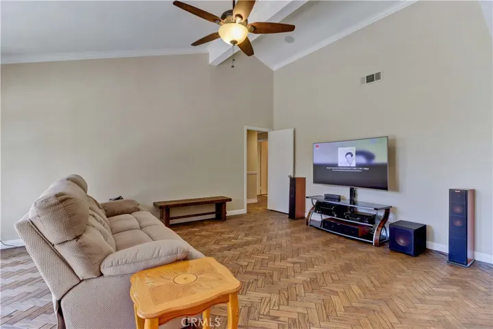 2038 N Redding Way, Upland, California 91784