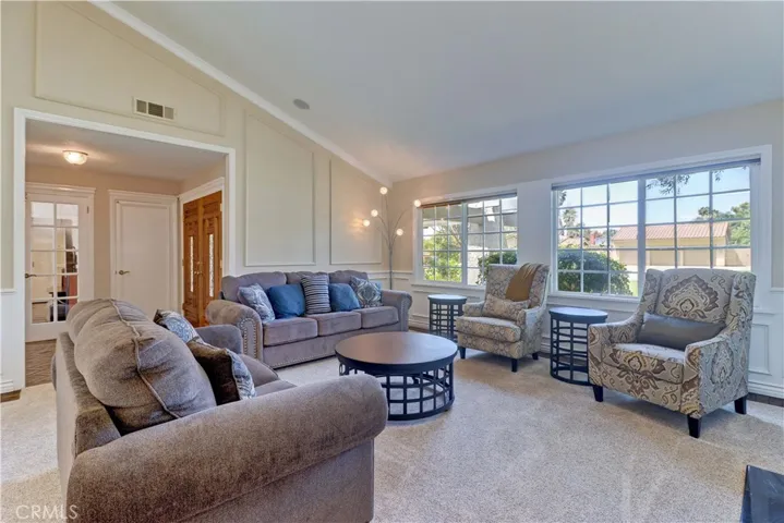 2038 N Redding Way, Upland, California 91784