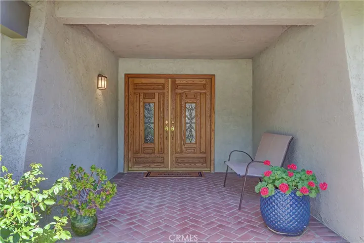 2038 N Redding Way, Upland, California 91784