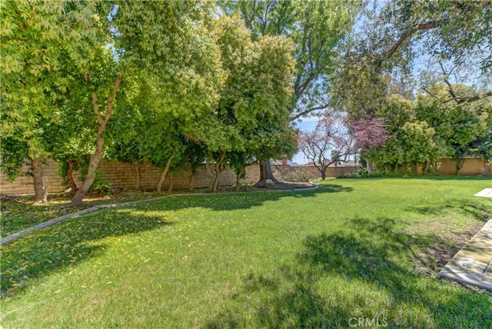 2038 N Redding Way, Upland, California 91784