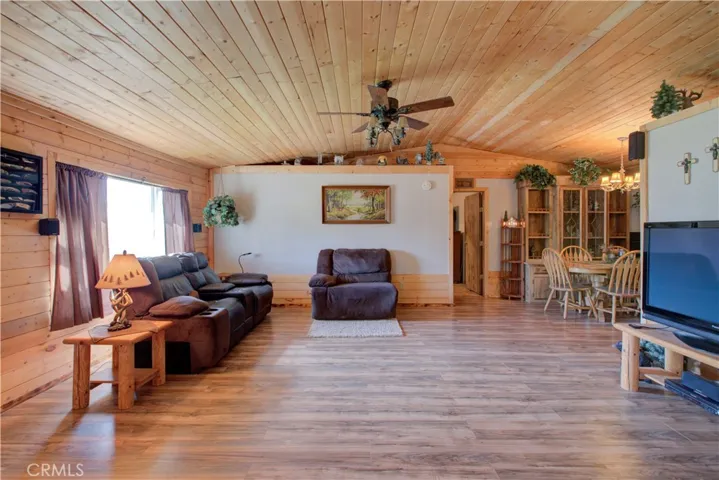 2764 Cricket Hill Road, Mariposa, California 95338