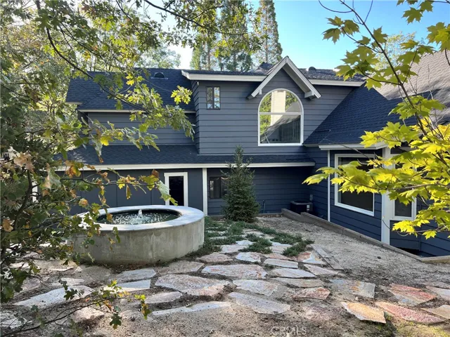 28956 N Shore Road, Lake Arrowhead, California 92352